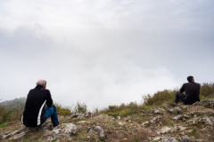warten bis sich der Nebel legt am Sasso del Ferro
