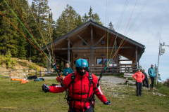 Alex startet souverän